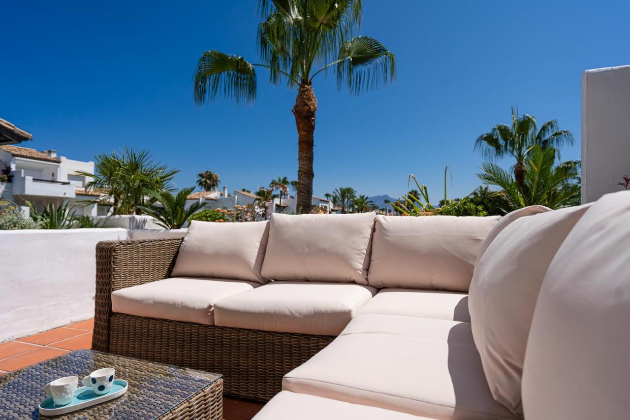 Costalita Beach Apartment 埃斯特波纳 外观 照片