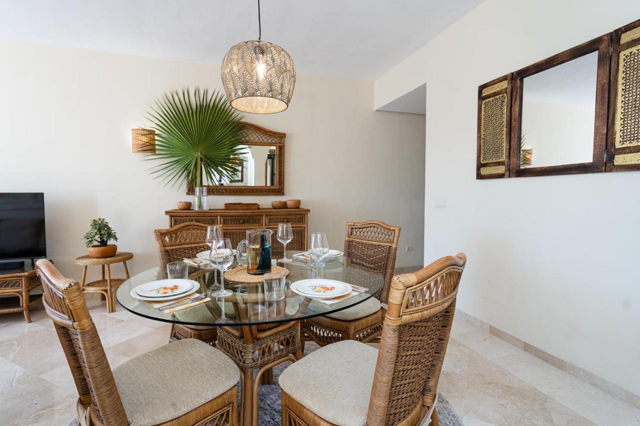 Costalita Beach Apartment 埃斯特波纳 外观 照片