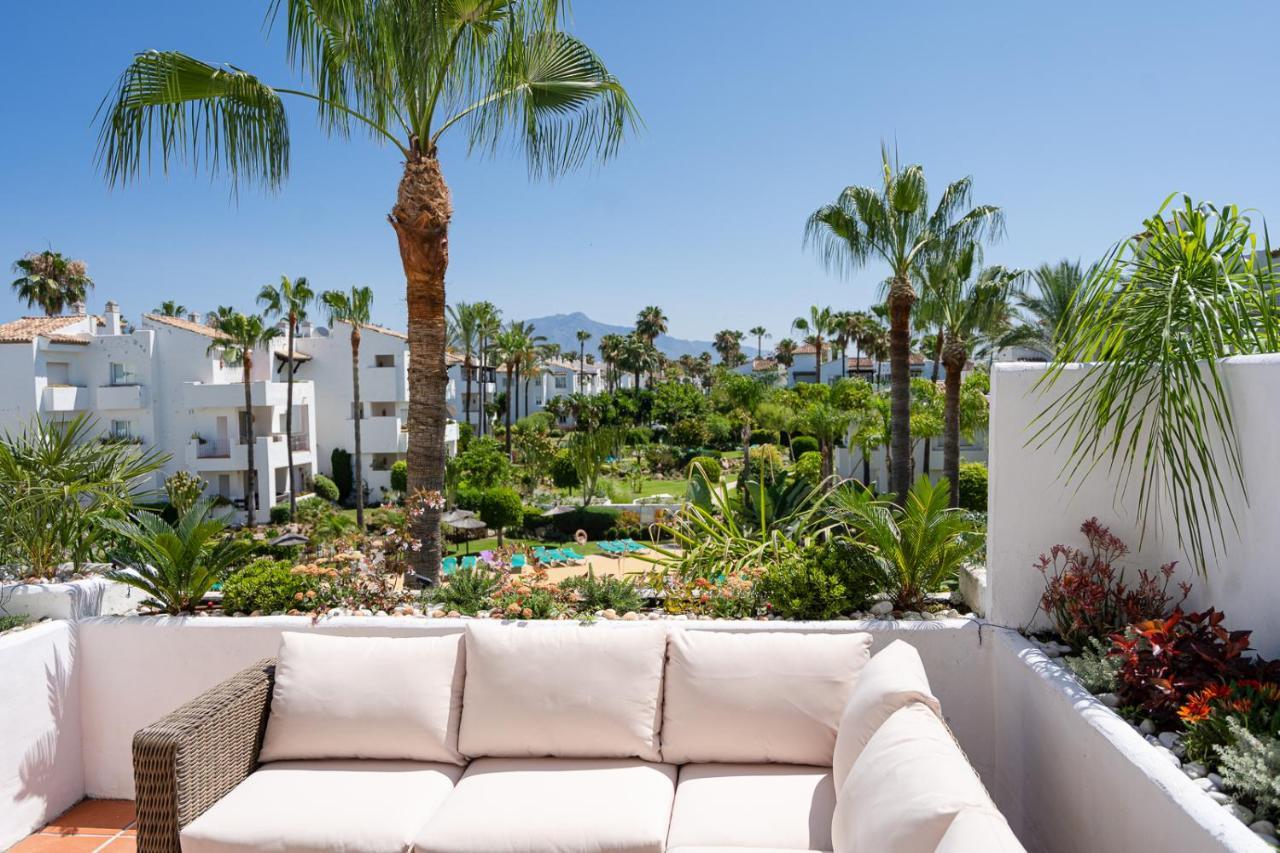 Costalita Beach Apartment 埃斯特波纳 外观 照片